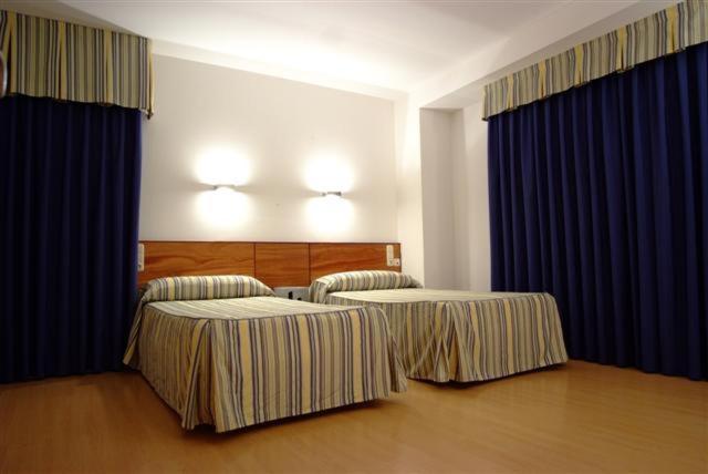 Hotel Colon Tuy Tui Exteriér fotografie